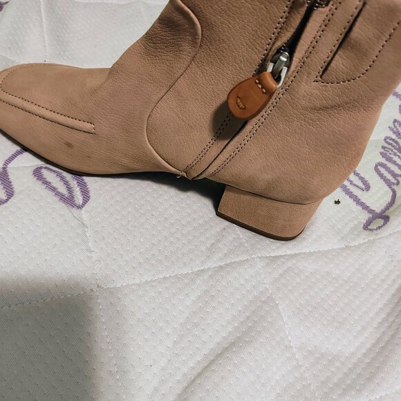 Kenneth Cole Gentle souls Booties 7.5 - Picture 12 of 16